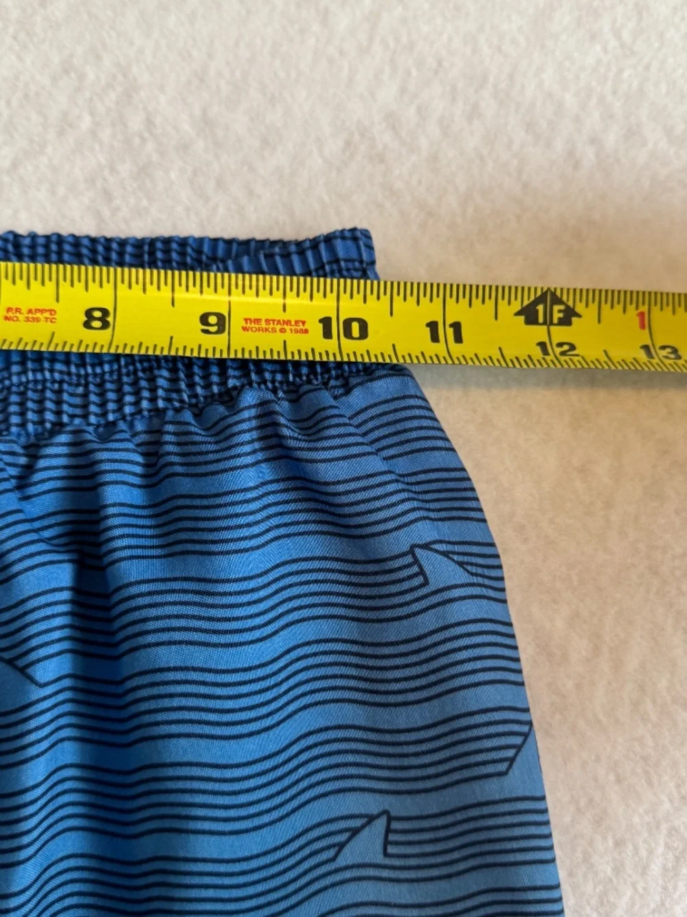 Boy's Nike Size M swim trunks/shorts